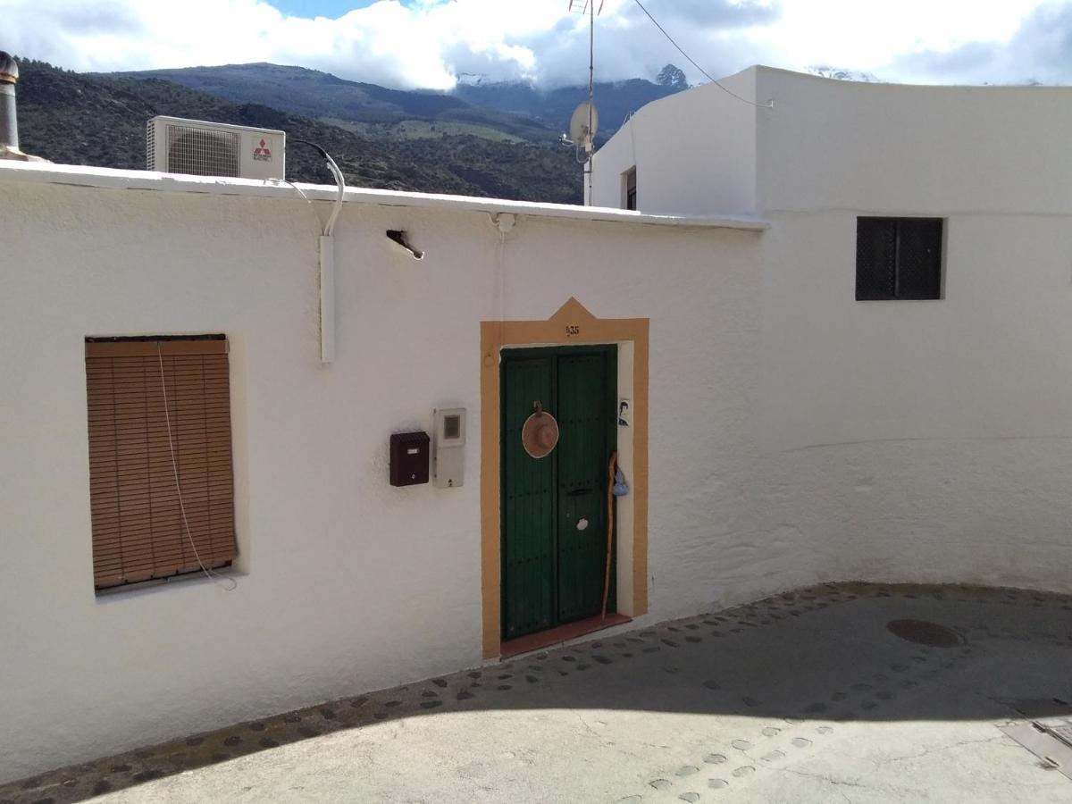 La Flecha Hostel Abrucena Exteriér fotografie